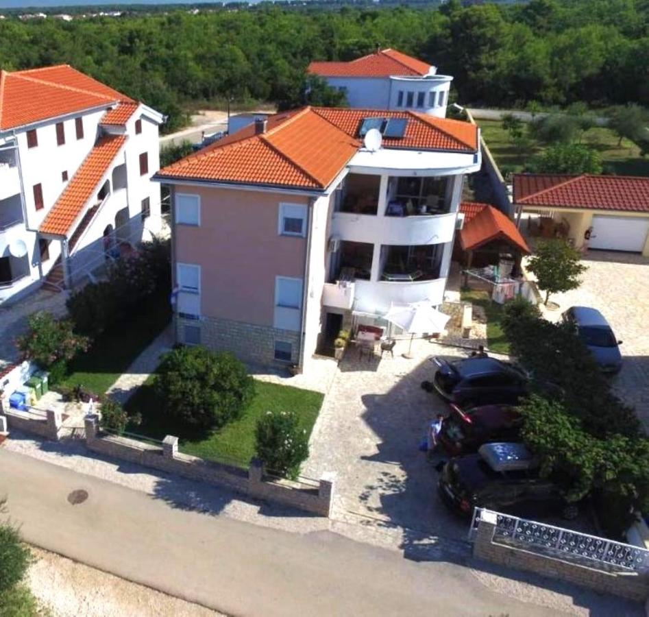 Apartments Jannine Biograd Na Moru Exterior foto