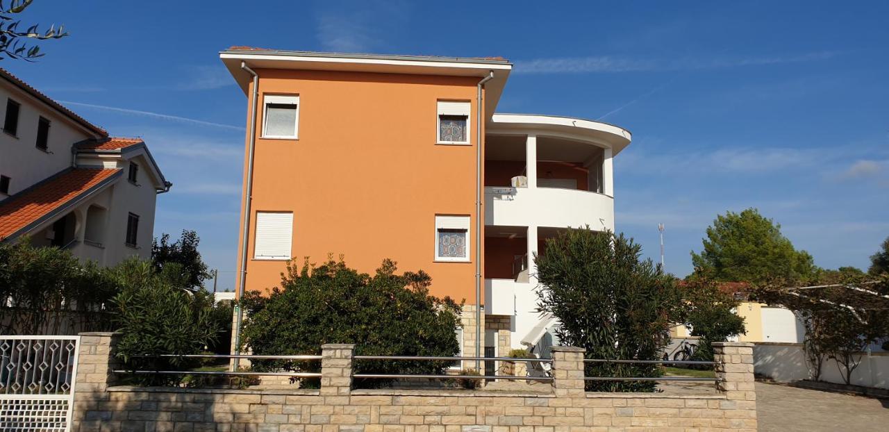 Apartments Jannine Biograd Na Moru Exterior foto